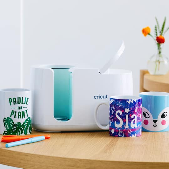 Cricut Mug Press™ + Mug-Making Kit